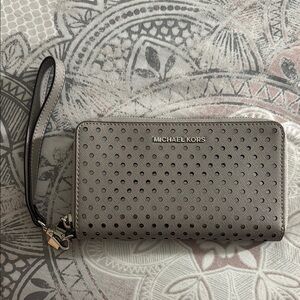 NWT Michael Kors Gray Wristlet